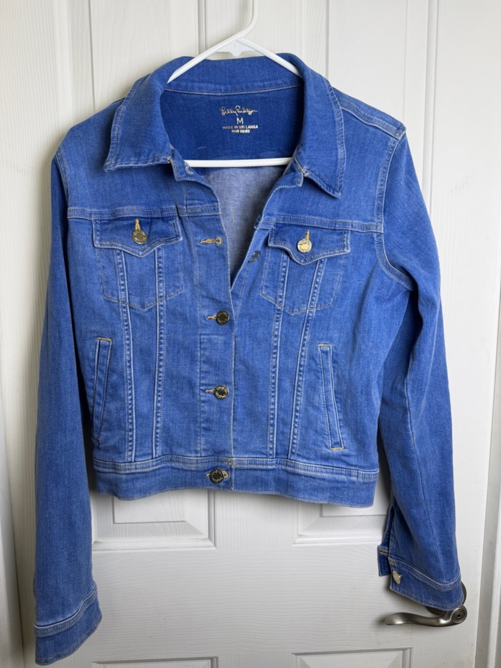 Lilly Pulitzer Denim Jacket sea spray sold out medium great condtion